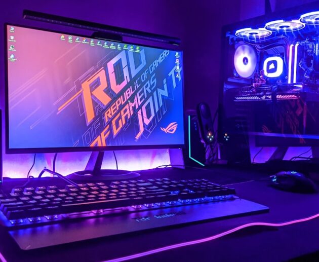 Complete gaming desktop setup with tower, monitor and keyboard, the package you get from the best prebuilt gaming PC